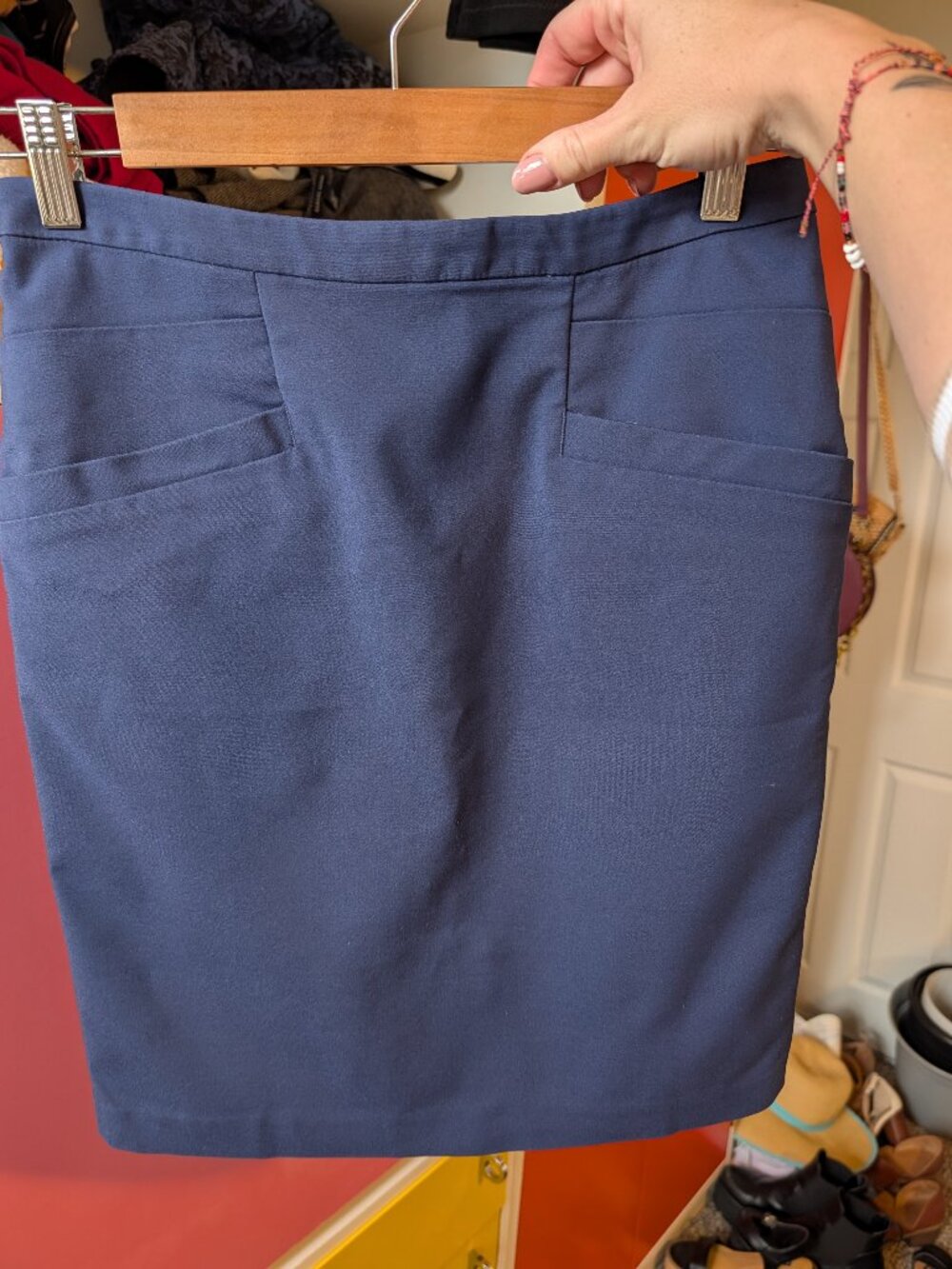 H&M Navy Blue Pencil Skirt | Front Pockets | Size 6